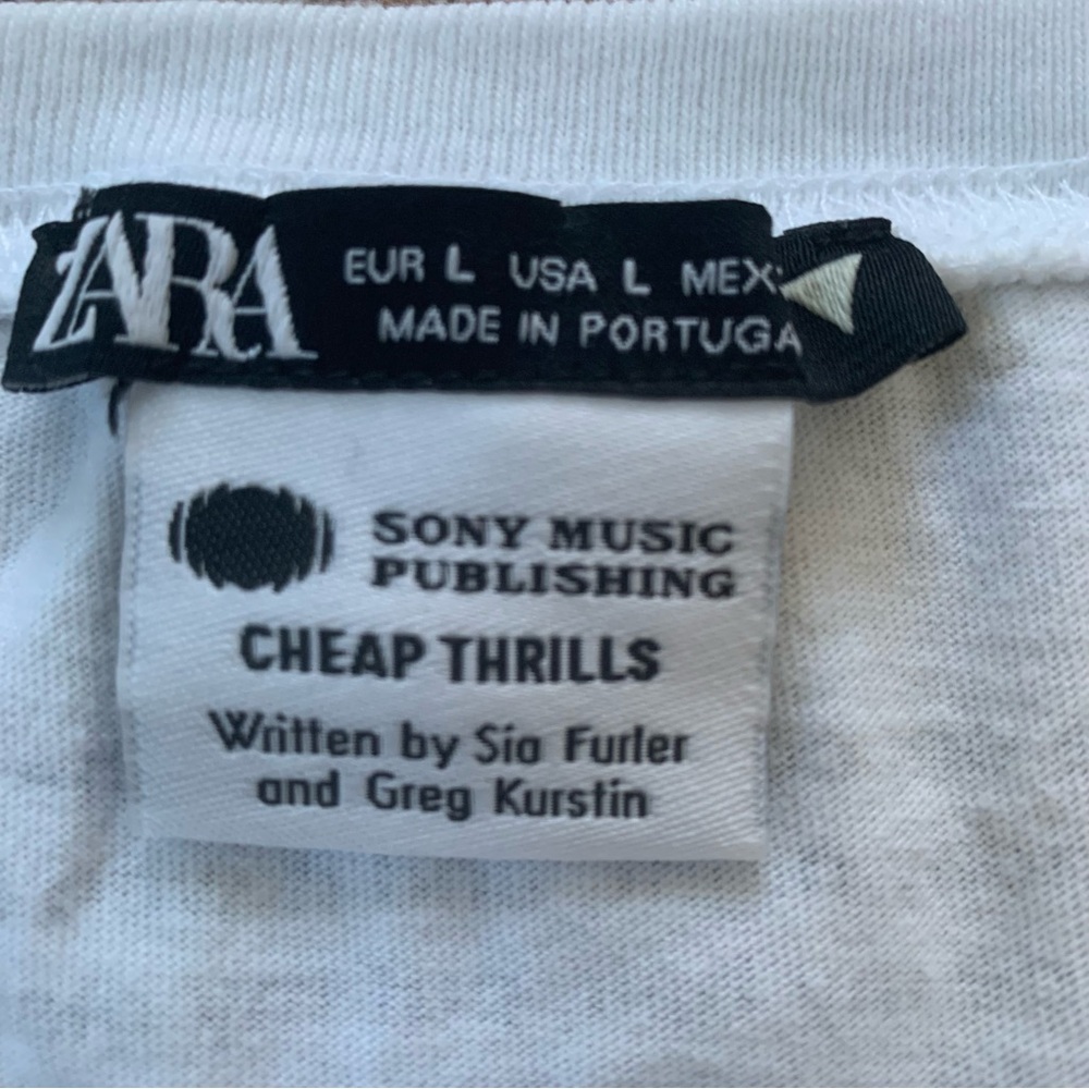 Zara White T-shirt Lyrics to by Sia Women’s Large Band Graphic Music RN 77302 - Picture 3 of 8